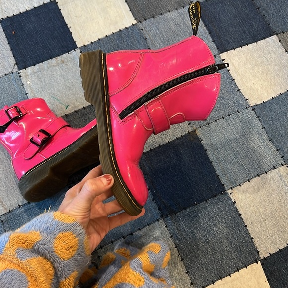 Pink patent Dr Martens - Picture 4 of 6